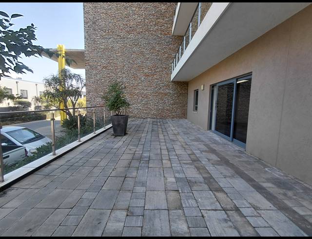249M² OFFICE TO LET IN BRYANSTON